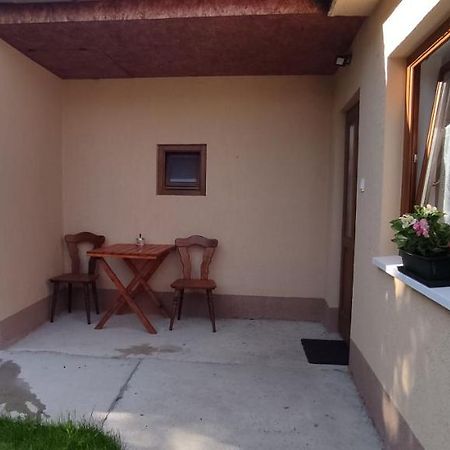 Andrea Vendeghaz Egerszolat Exterior foto
