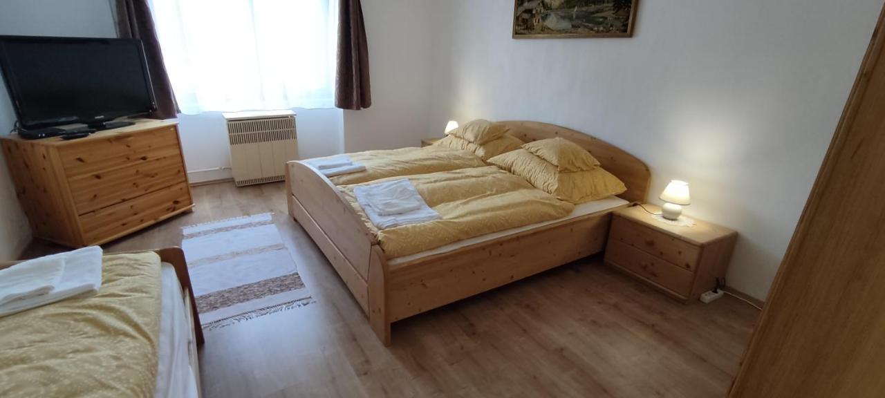 Andrea Vendeghaz Egerszolat Exterior foto